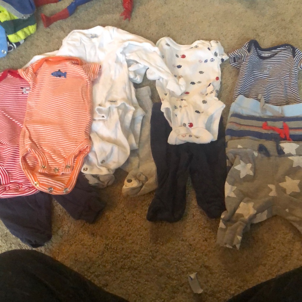 Bulk newborn clothes